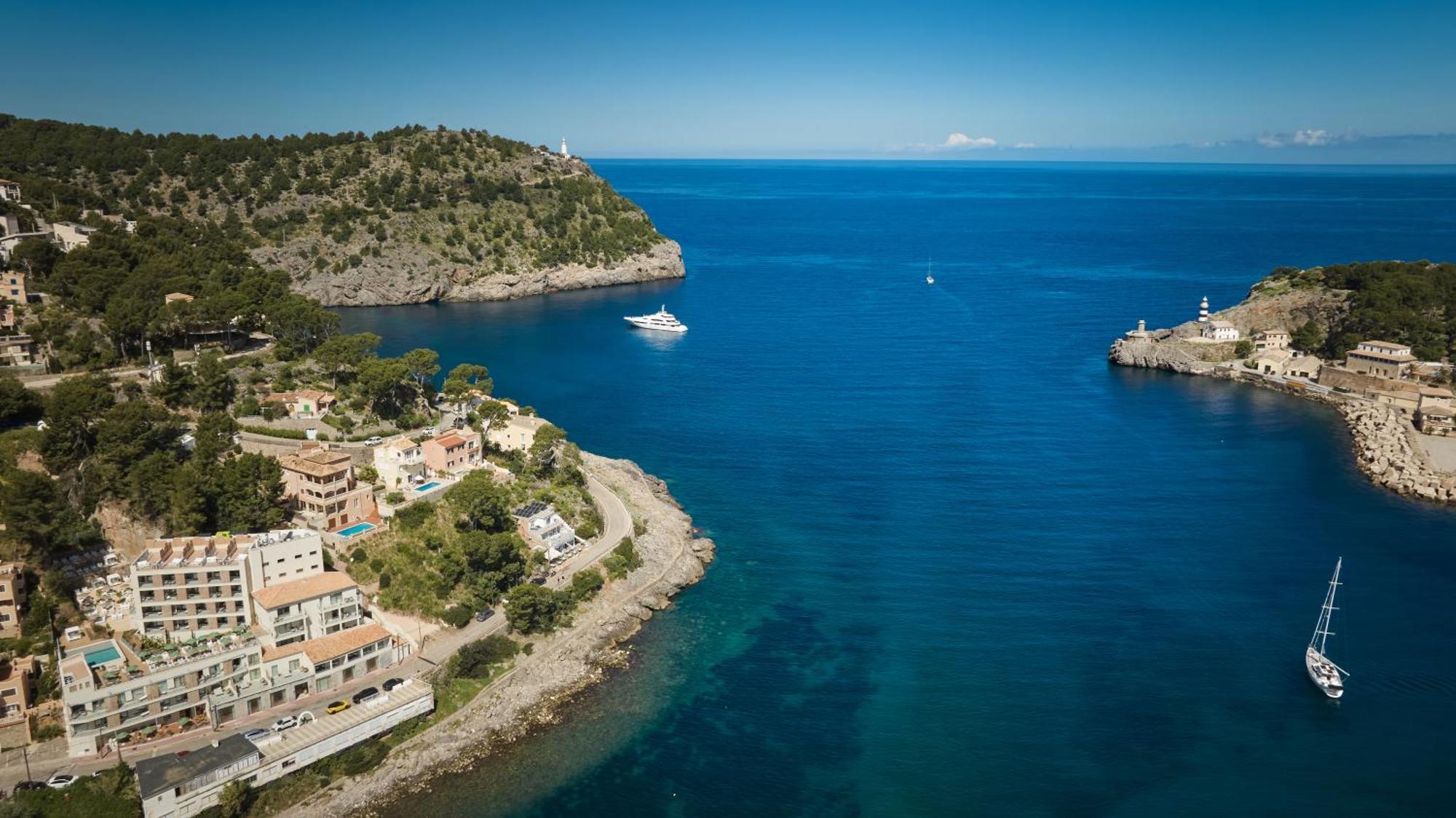 Salino Port Soller Hotel ปอร์ต เด โซลแยร์ ภายนอก รูปภาพ